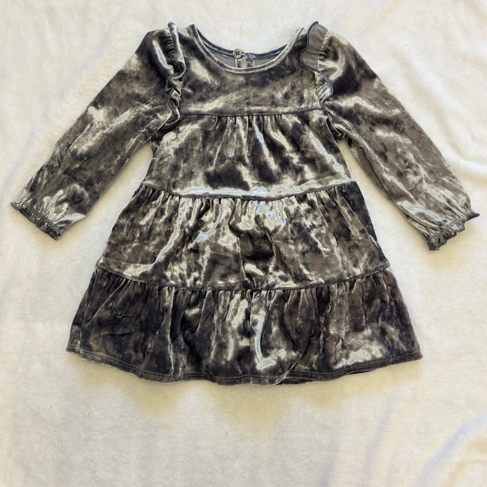 NWOT Cat & Jack Baby Girl Silver White Tiered Ruffled Dress with Diaper Cover